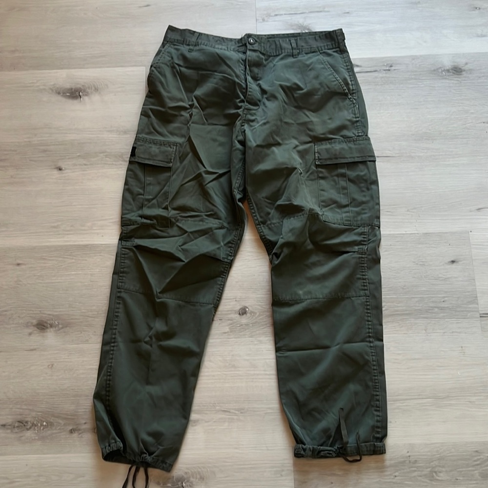 ARTFORM Cargos